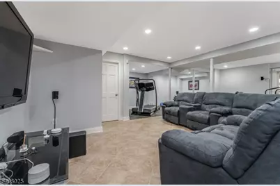 6 Bluebird Ct, Raritan Township, NJ 08822 - Photo 33