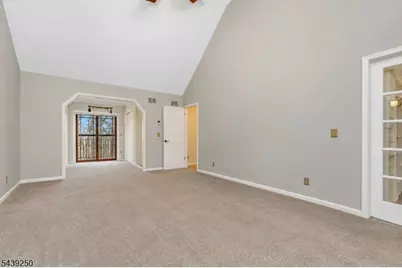 6 Bluebird Ct, Raritan Township, NJ 08822 - Photo 21