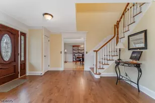 6 Bluebird Ct, Raritan Township, NJ 08822 - Photo 5