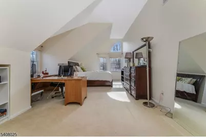 6 Bluebird Ct, Raritan Township, NJ 08822 - Photo 25