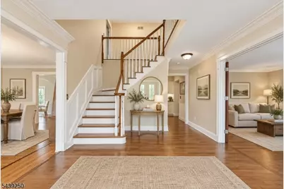 6 Bluebird Ct, Raritan Township, NJ 08822 - Photo 3