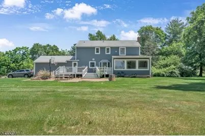 283 Floral Dr, Bridgewater, NJ 08807 - Photo 5
