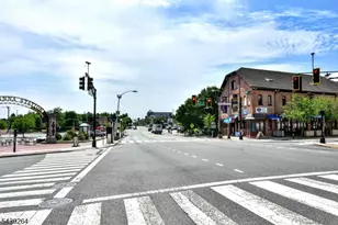 295 Bloomfield Ave, Montclair, NJ 07042 - Photo 19