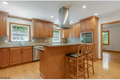29 Brook Dr, Watchung, NJ 07069 - Photo 21