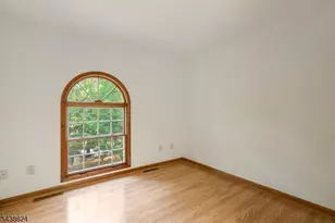 29 Brook Dr, Watchung, NJ 07069 - Photo 41