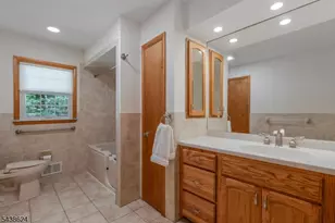 29 Brook Dr, Watchung, NJ 07069 - Photo 39