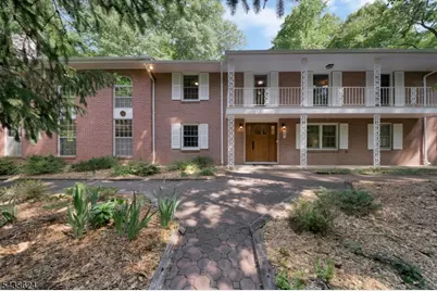 29 Brook Dr, Watchung, NJ 07069 - Photo 1