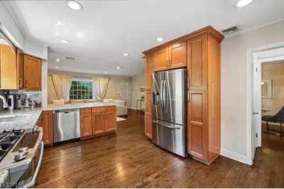 74 Minnehaha Blvd, Oakland, NJ 07436 - Photo 11