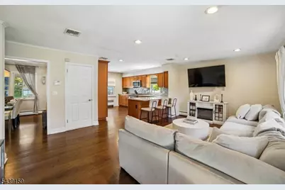 74 Minnehaha Blvd, Oakland, NJ 07436 - Photo 5
