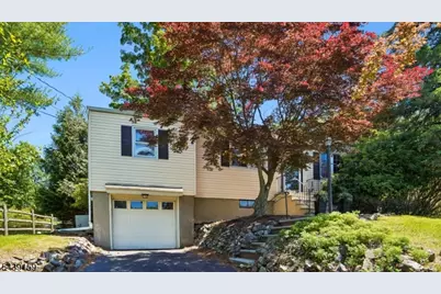 74 Minnehaha Blvd, Oakland, NJ 07436 - Photo 1