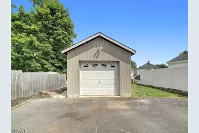 8 Pine St, West Orange Township, NJ 07052 - Photo 19