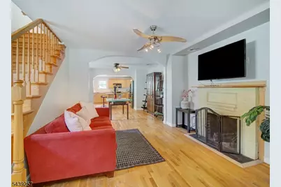 8 Pine St, West Orange Township, NJ 07052 - Photo 3