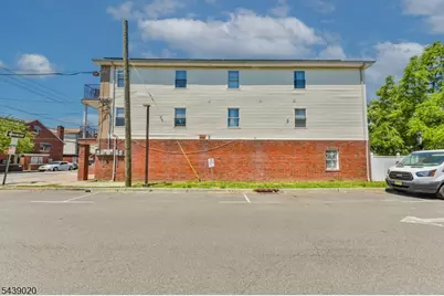 1500 48th St, North Bergen, NJ 07047 - Photo 9