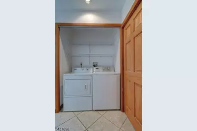 34 Knoll Rd, Wayne, NJ 07470 - Photo 23