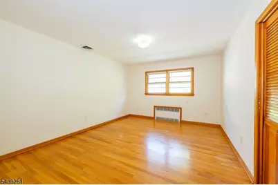 417 Linden Ave, Rahway, NJ 07065 - Photo 23