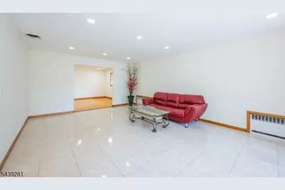 417 Linden Ave, Rahway, NJ 07065 - Photo 7