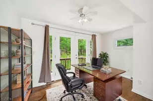 312 Lakeview Dr, Hampton Township, NJ 07860 - Photo 7