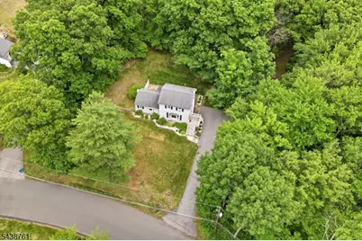 312 Lakeview Dr, Hampton Township, NJ 07860 - Photo 19