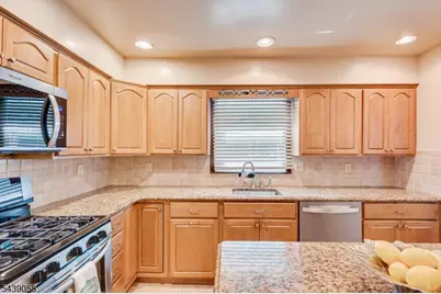 741 Belvidere Ave, Plainfield, NJ 07062 - Photo 11