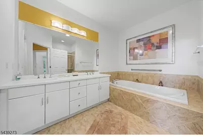 83 Schindler Ct, Parsippany, NJ 07054 - Photo 23
