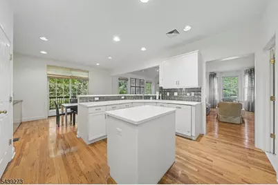 83 Schindler Ct, Parsippany, NJ 07054 - Photo 5
