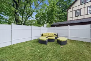 166 Lincoln St, Montclair, NJ 07042 - Photo 31