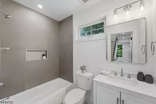 166 Lincoln St, Montclair, NJ 07042 - Photo 19