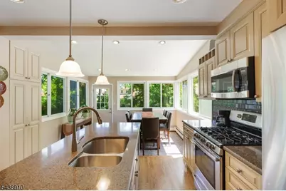 213 Sailer St, Cranford Township, NJ 07016 - Photo 7