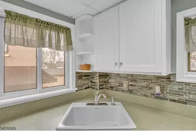 916 Gates St, Phillipsburg, NJ 08865 - Photo 9