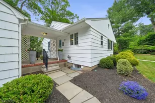 25 Grove St, Caldwell, NJ 07006 - Photo 33