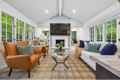 25 Grove St, Caldwell, NJ 07006 - Photo 5