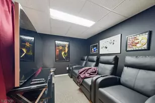25 Grove St, Caldwell, NJ 07006 - Photo 31