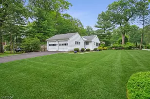 25 Grove St, Caldwell, NJ 07006 - Photo 39