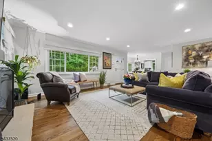 25 Grove St, Caldwell, NJ 07006 - Photo 3