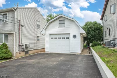 51 Emmet St, Belleville, NJ 07109 - Photo 21