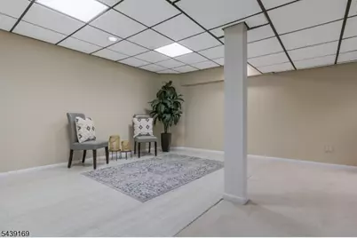 11 Hampton Ct, Bernards Township, NJ 07920 - Photo 21