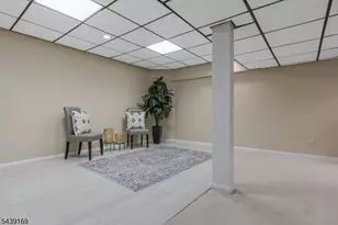 11 Hampton Ct, Bernards Township, NJ 07920 - Photo 21