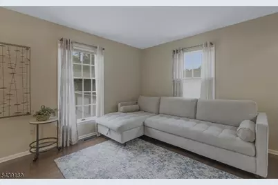 11 Hampton Ct, Bernards Township, NJ 07920 - Photo 11