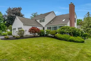11 Hampton Ct, Bernards Township, NJ 07920 - Photo 1