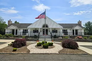 11 Hampton Ct, Bernards Township, NJ 07920 - Photo 25