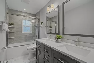11 Hampton Ct, Bernards Township, NJ 07920 - Photo 17