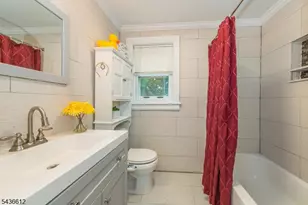 33 Yantecaw Ave, Bloomfield, NJ 07003 - Photo 17