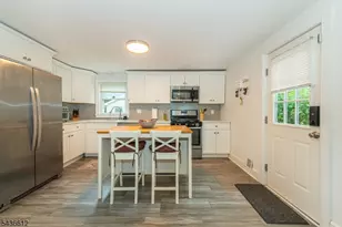 33 Yantecaw Ave, Bloomfield, NJ 07003 - Photo 7