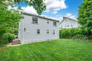 33 Yantecaw Ave, Bloomfield, NJ 07003 - Photo 23