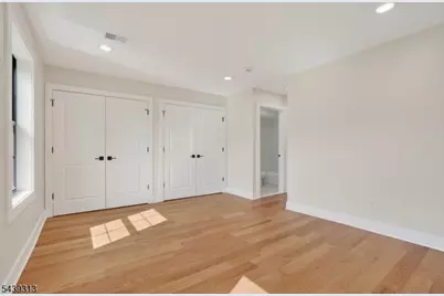 747 S 11th St, Newark, NJ 07103 - Photo 9