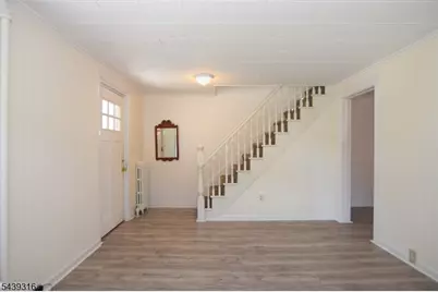 19 West St, Bernardsville, NJ 07924 - Photo 3