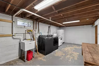 348 W Emerson Ave, Rahway, NJ 07065 - Photo 25