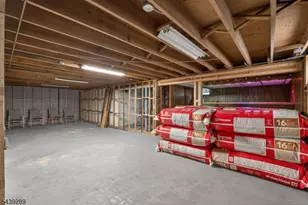 348 W Emerson Ave, Rahway, NJ 07065 - Photo 27