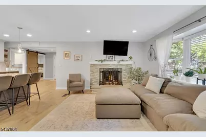 231 Stirling Rd, Watchung, NJ 07069 - Photo 7