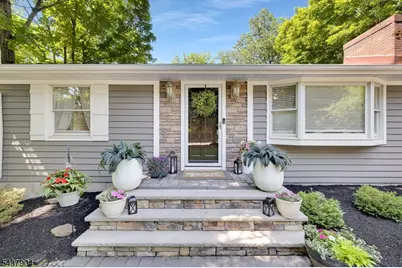 231 Stirling Rd, Watchung, NJ 07069 - Photo 5